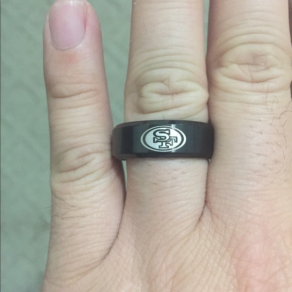 San Francisco 49ers Black Ring - Picture 4 of 4